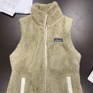 Womens Patagonia tan